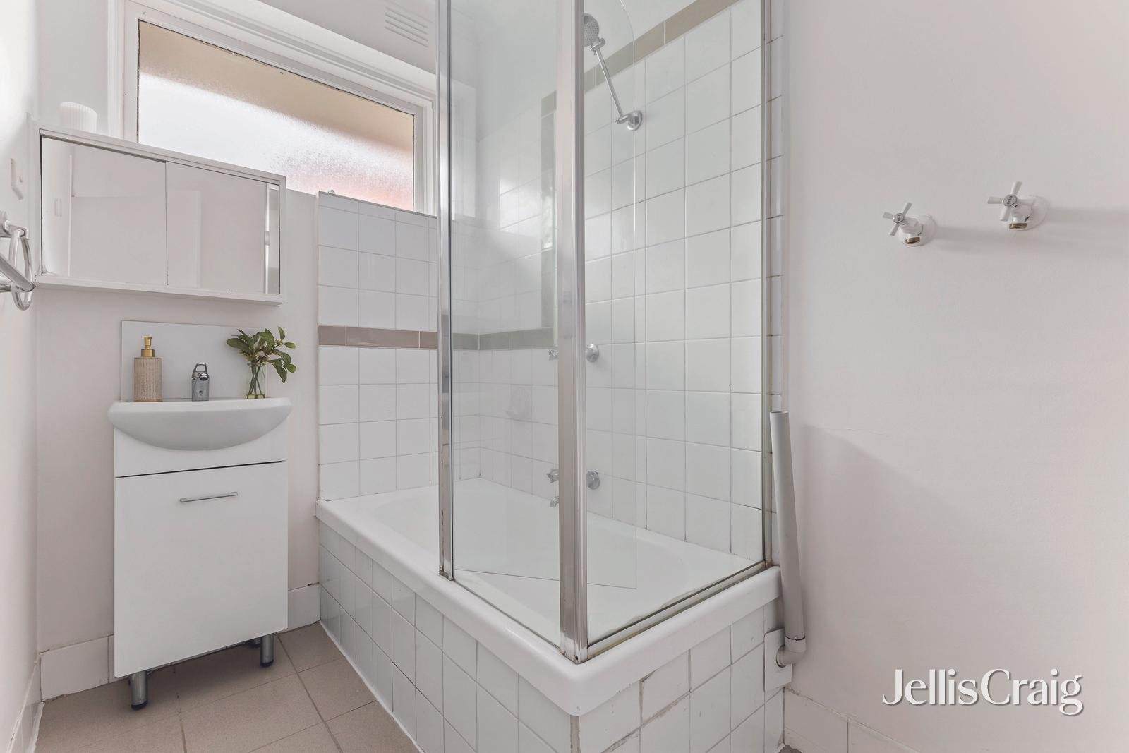 1/9 Patterson Street, Brunswick image 6