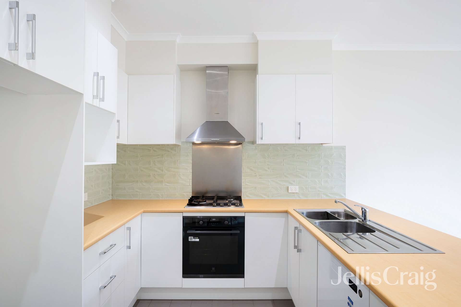 19 Peakview Drive, Viewbank image 3