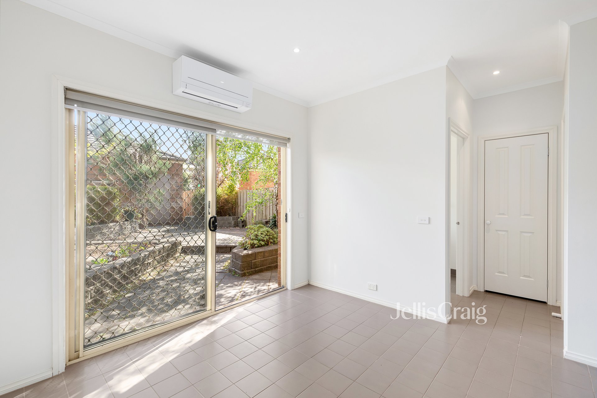 19 Peakview Drive, Viewbank image 7