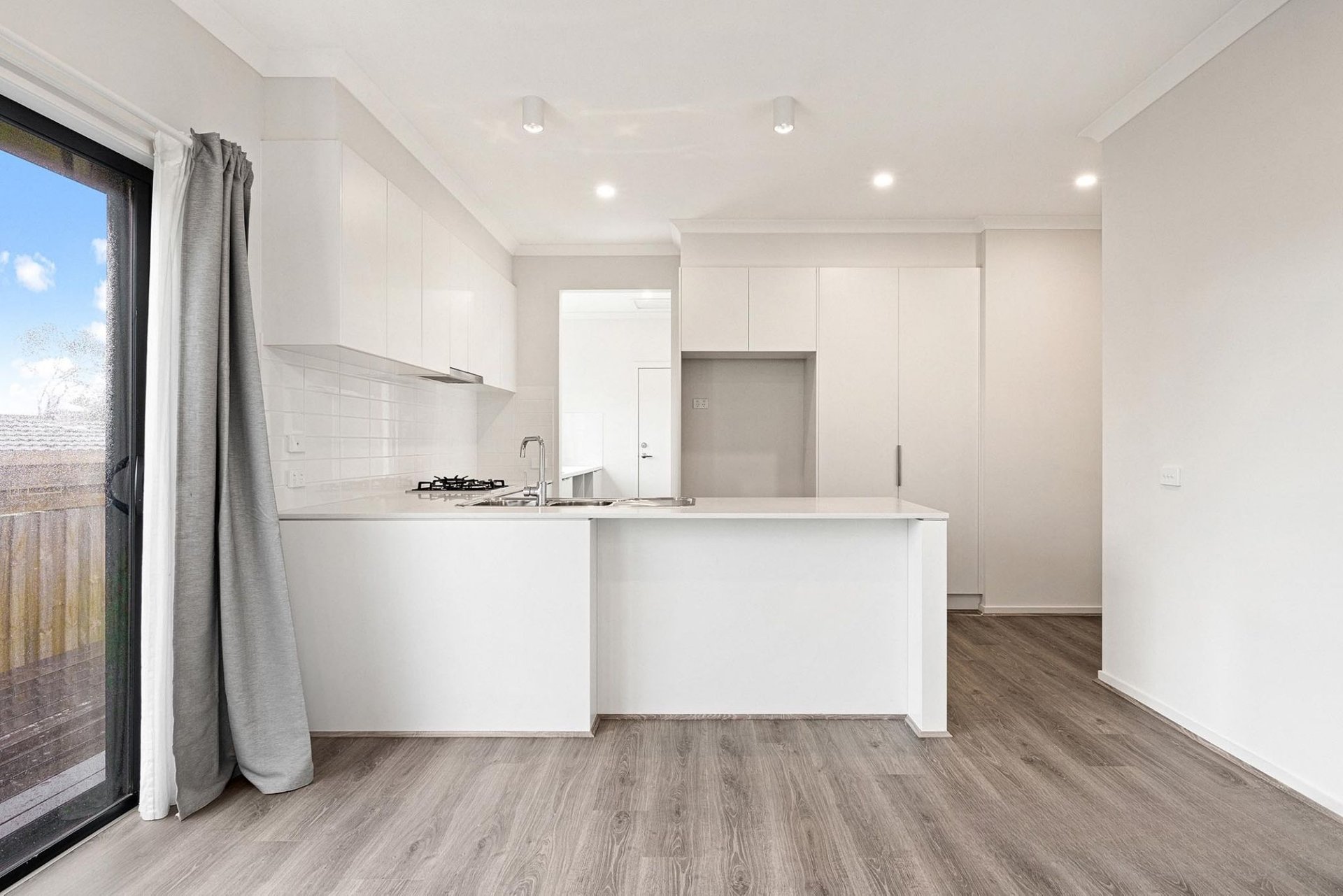 1/9 Penalga Road, Mooroolbark image 2