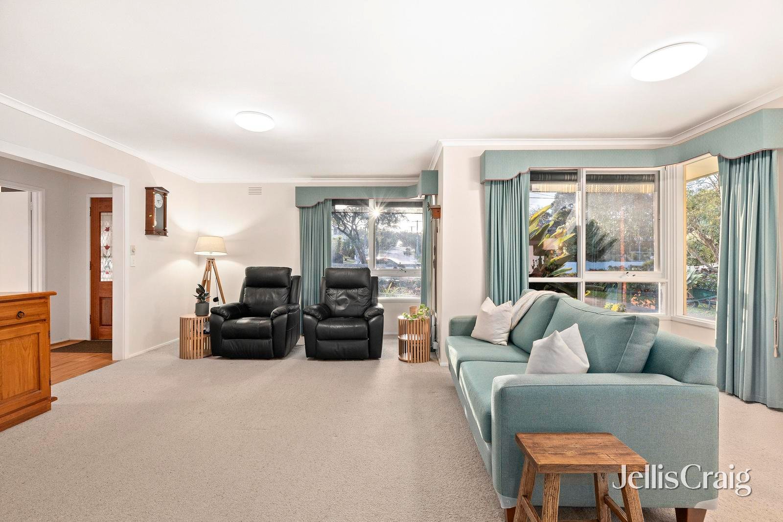 19 Pentlowe Road, Wantirna South image 2
