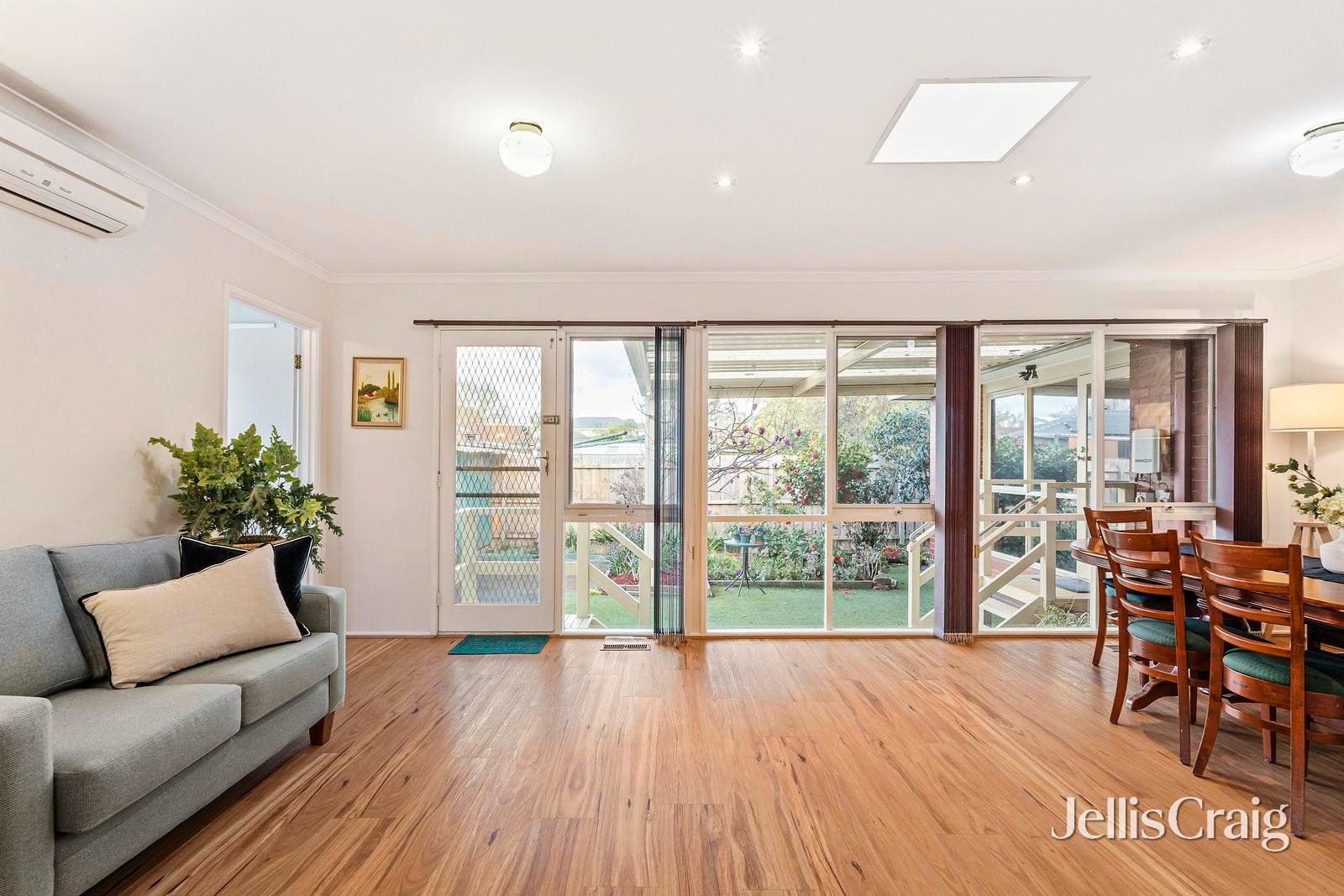 19 Pentlowe Road, Wantirna South image 6