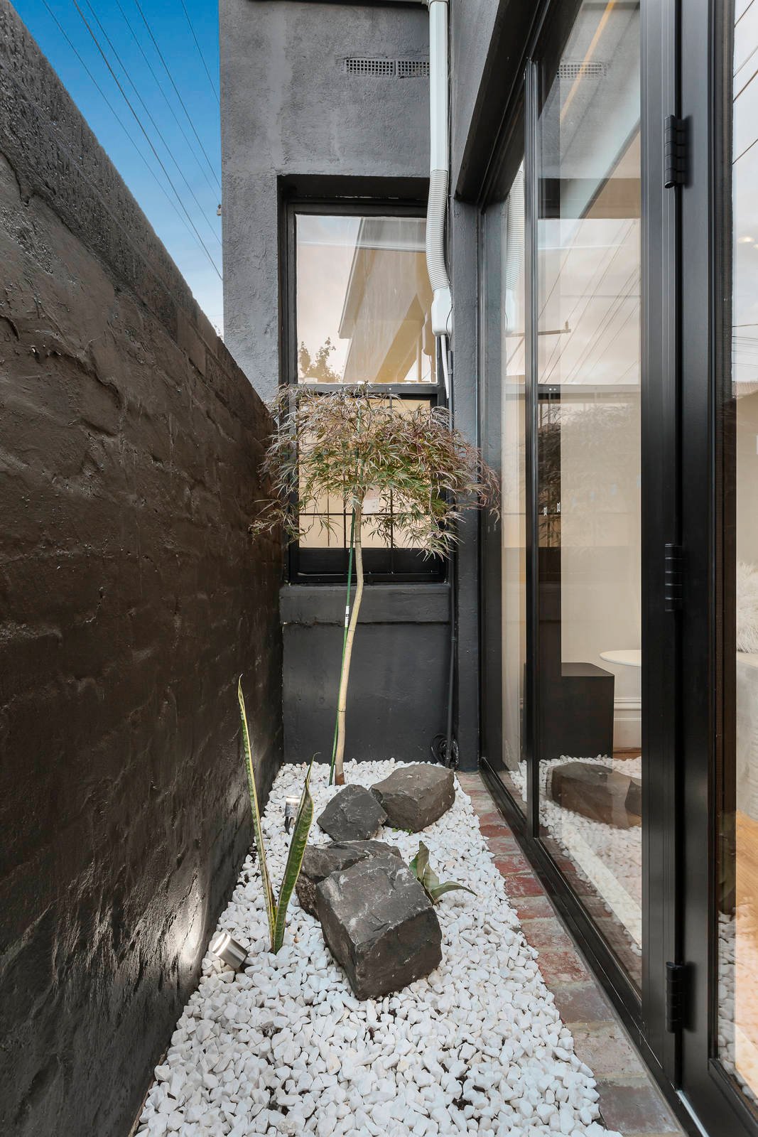 Property Gallery Thumbnail 6