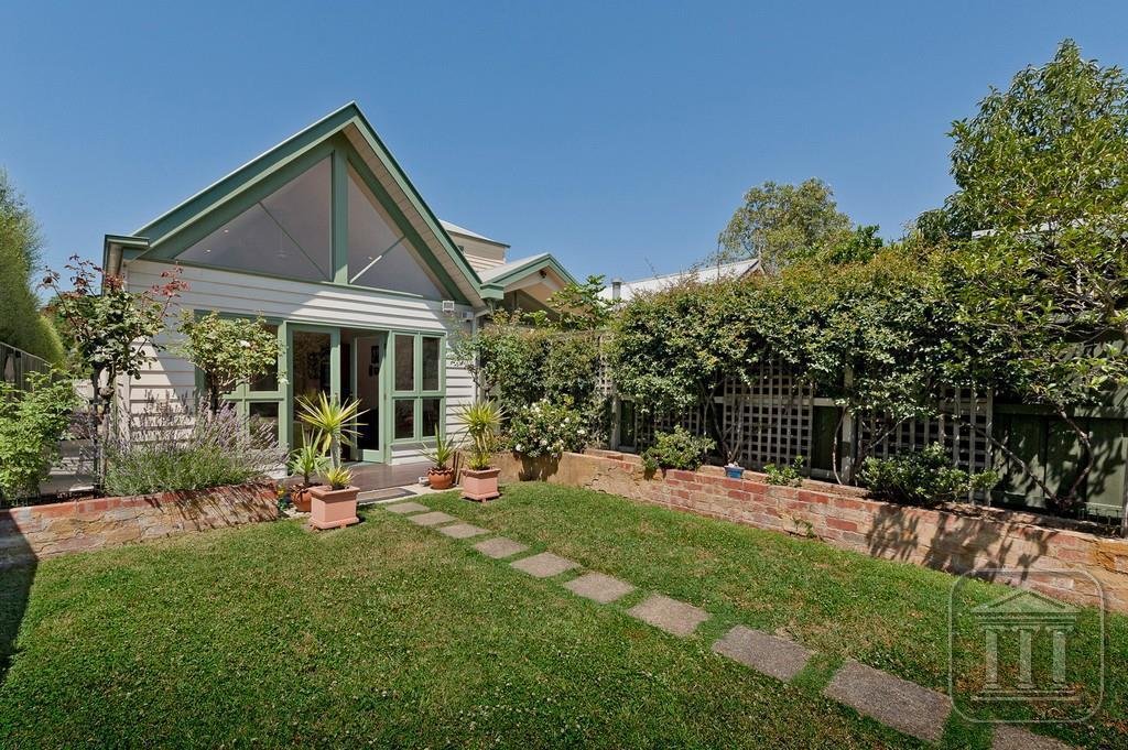 19 Pine Street, Hawthorn image 5