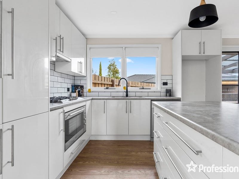 19 Plaza Court, Lilydale image 3
