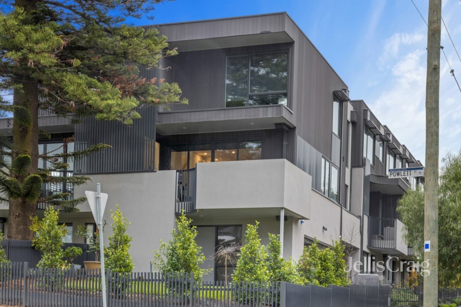 19 Powlett Street, Heidelberg image 1