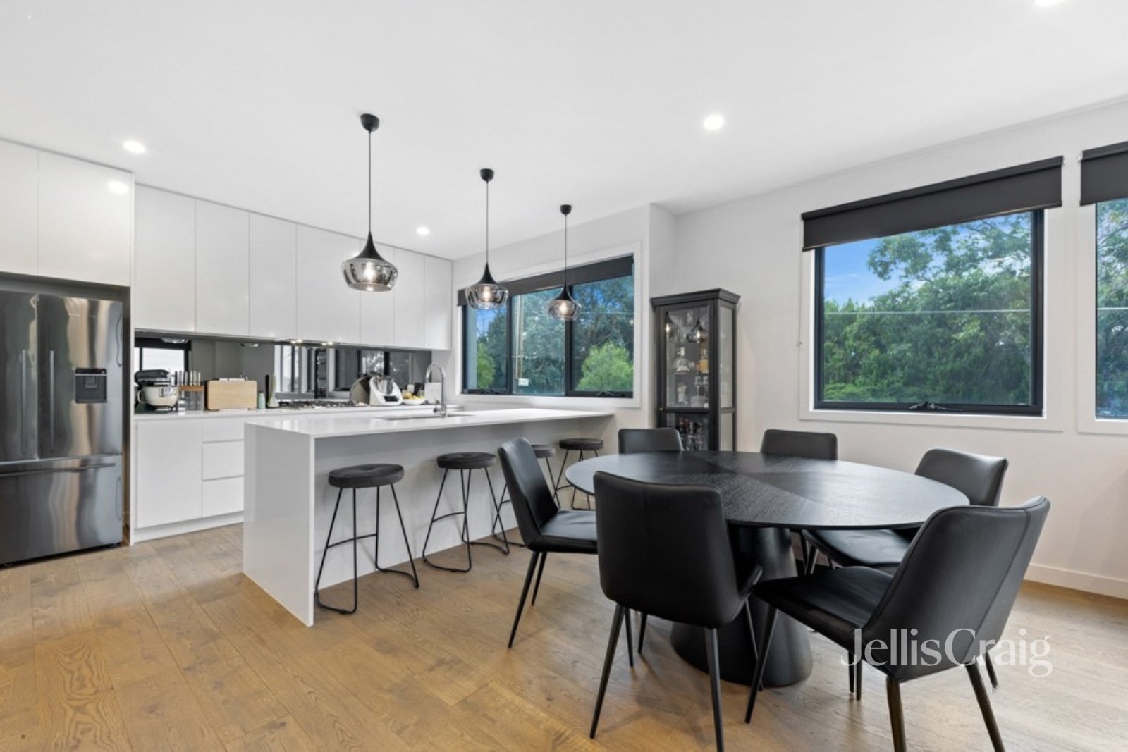 19 Powlett Street, Heidelberg image 3