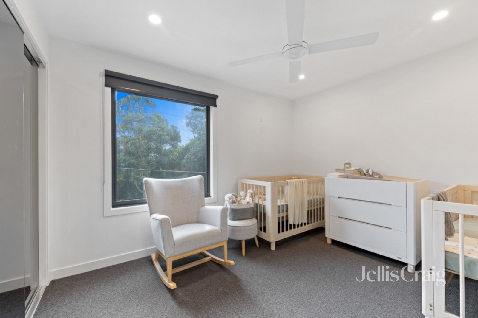 19 Powlett Street, Heidelberg image 5