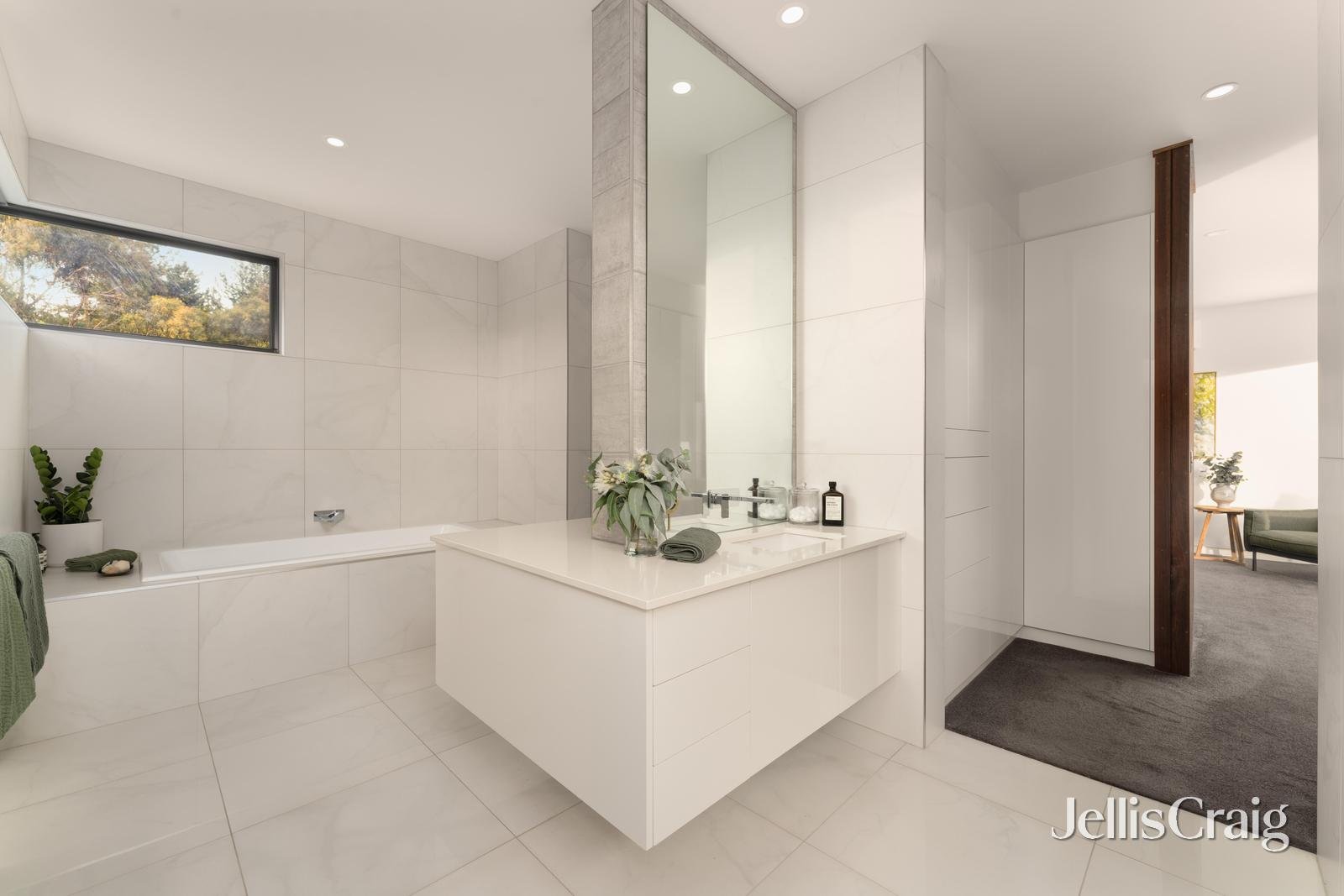 19 Pyrenees Vista Close, Invermay image 14