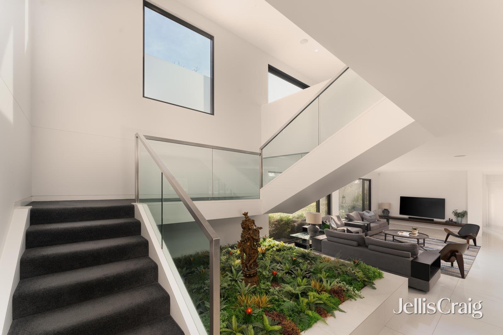 19 Pyrenees Vista Close, Invermay image 22