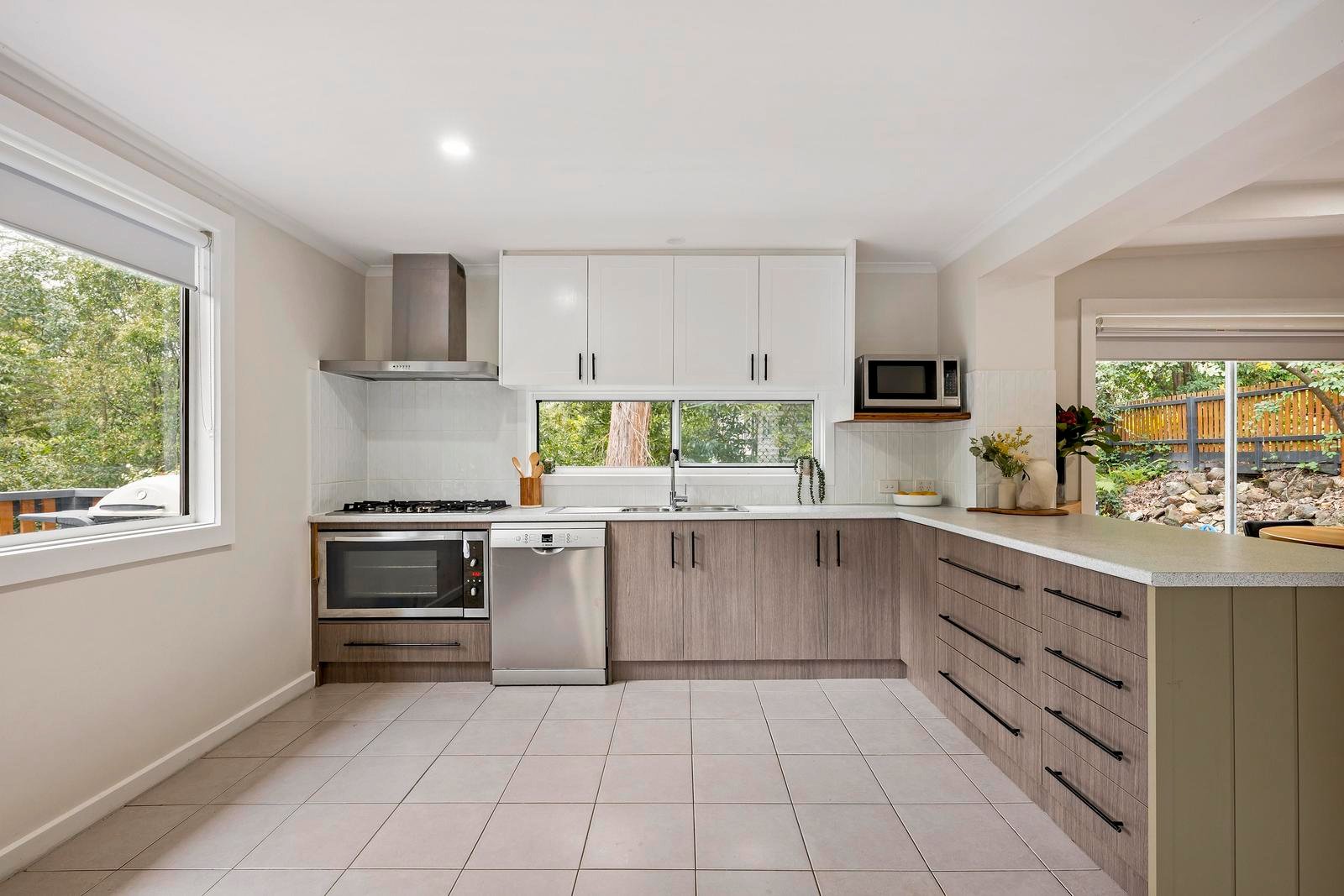 19 Railway Road, Mount&nbsp;Evelyn image 4