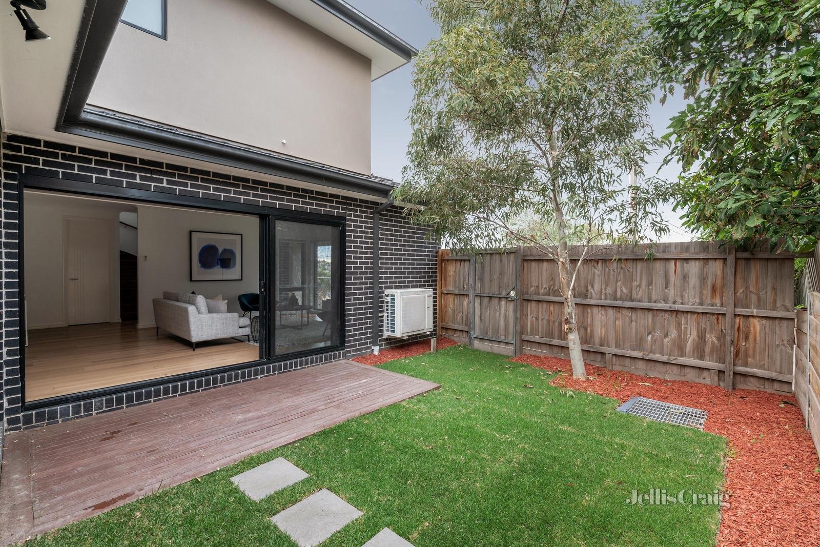 1/9 Reid Street, Ashwood image 12