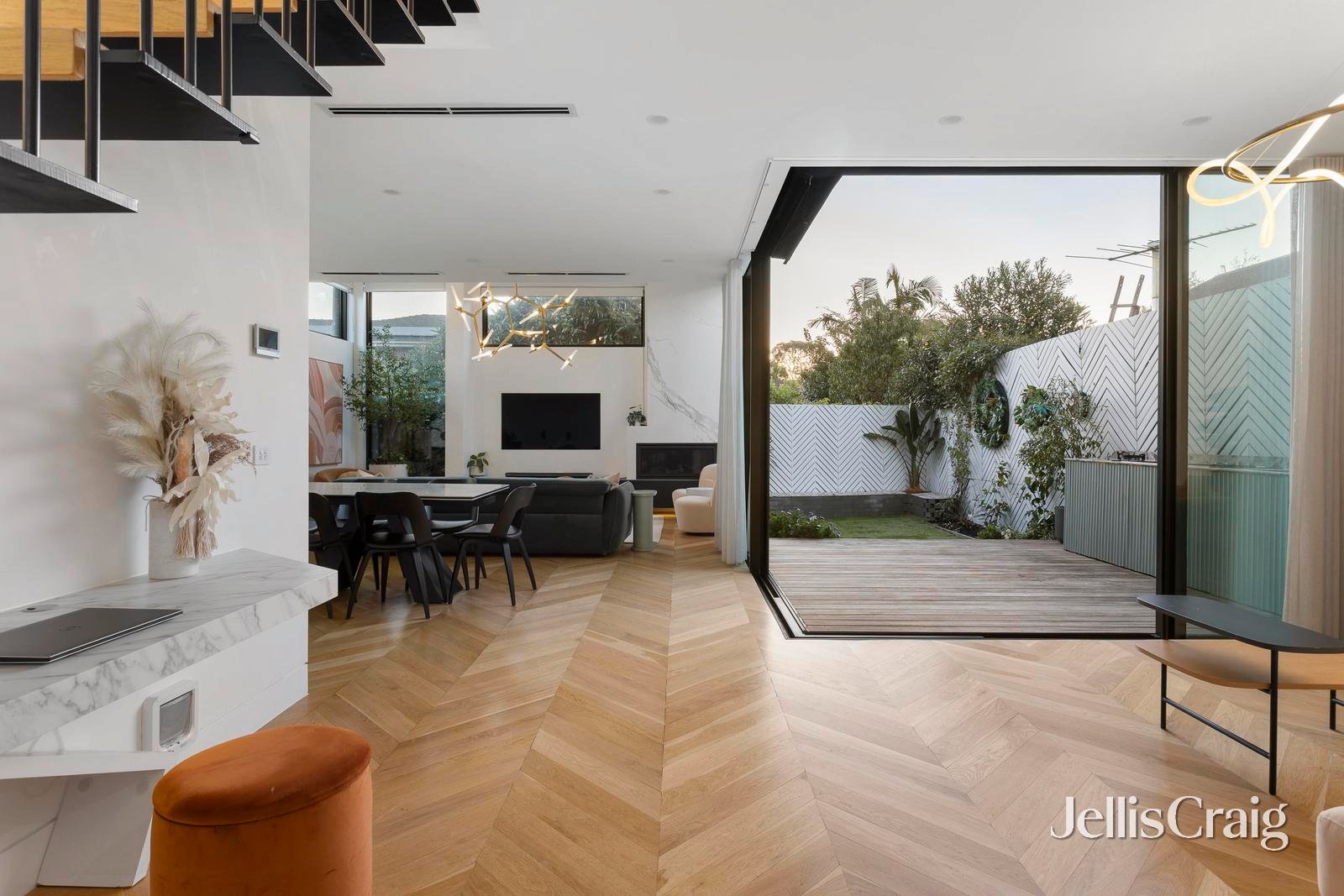 19 Rich Crescent, Bellfield image 2