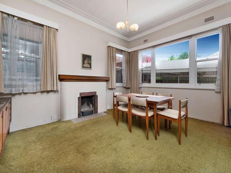 19 Ridgeway Avenue, Kew image 3