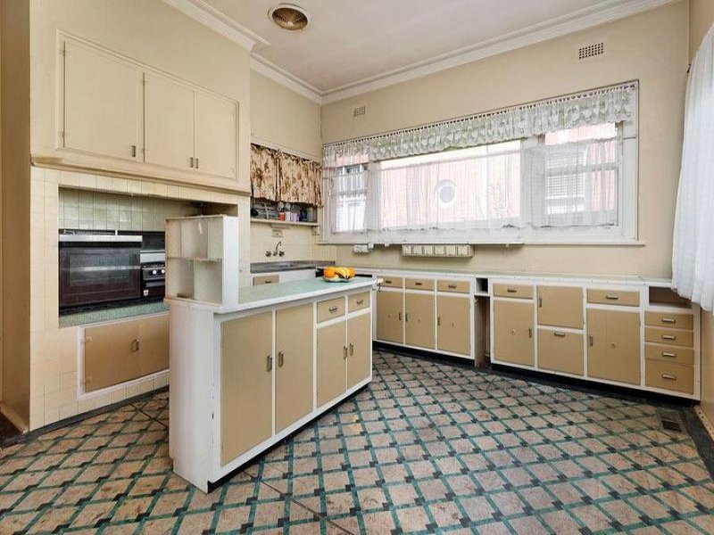 19 Ridgeway Avenue, Kew image 4