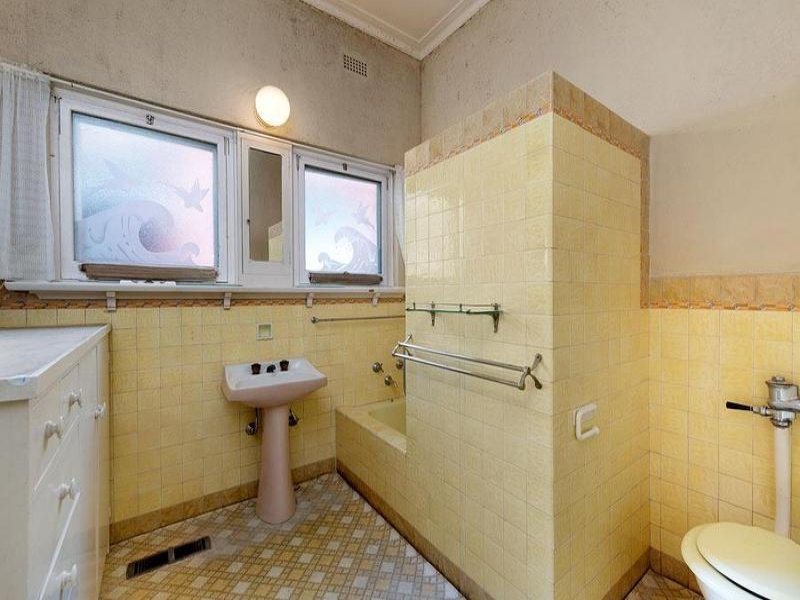 19 Ridgeway Avenue, Kew image 7