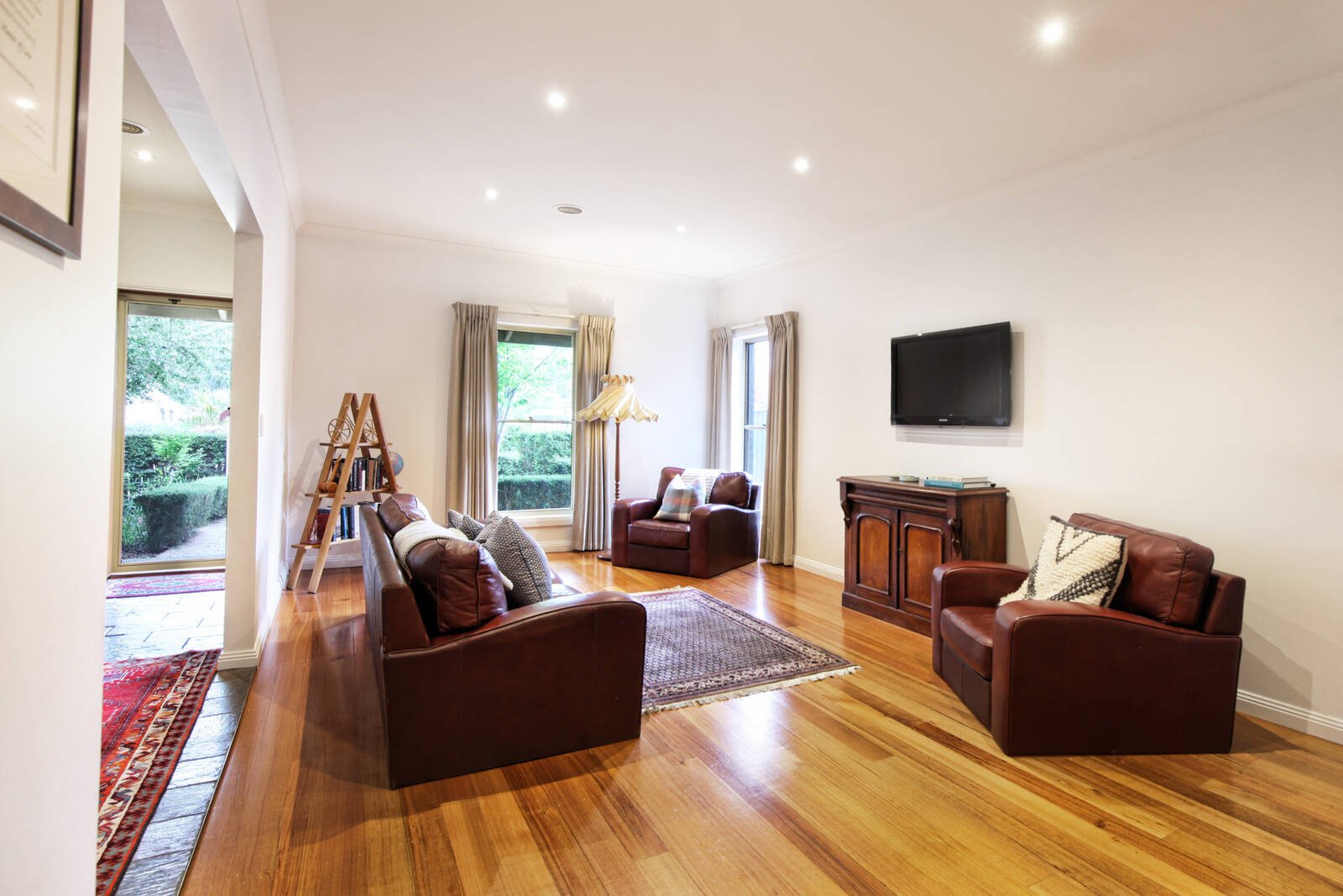 Property Gallery Thumbnail 6
