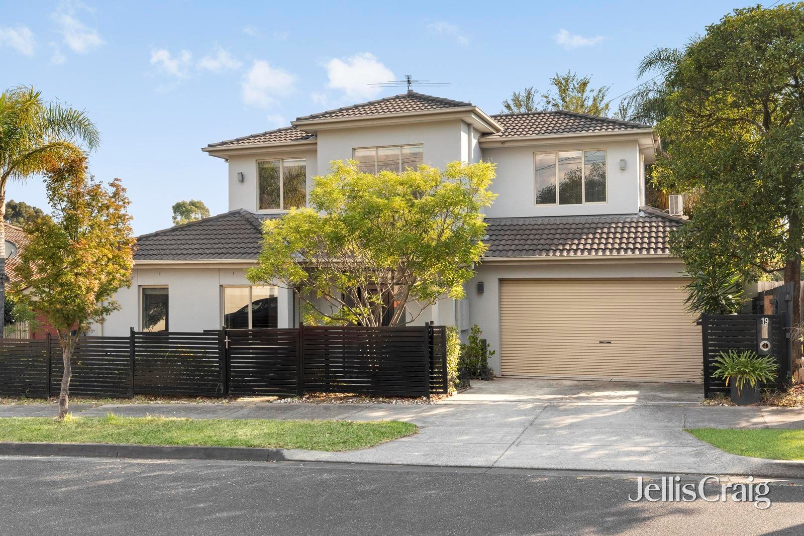 19 Roland Street, Mount&nbsp;Waverley image 1