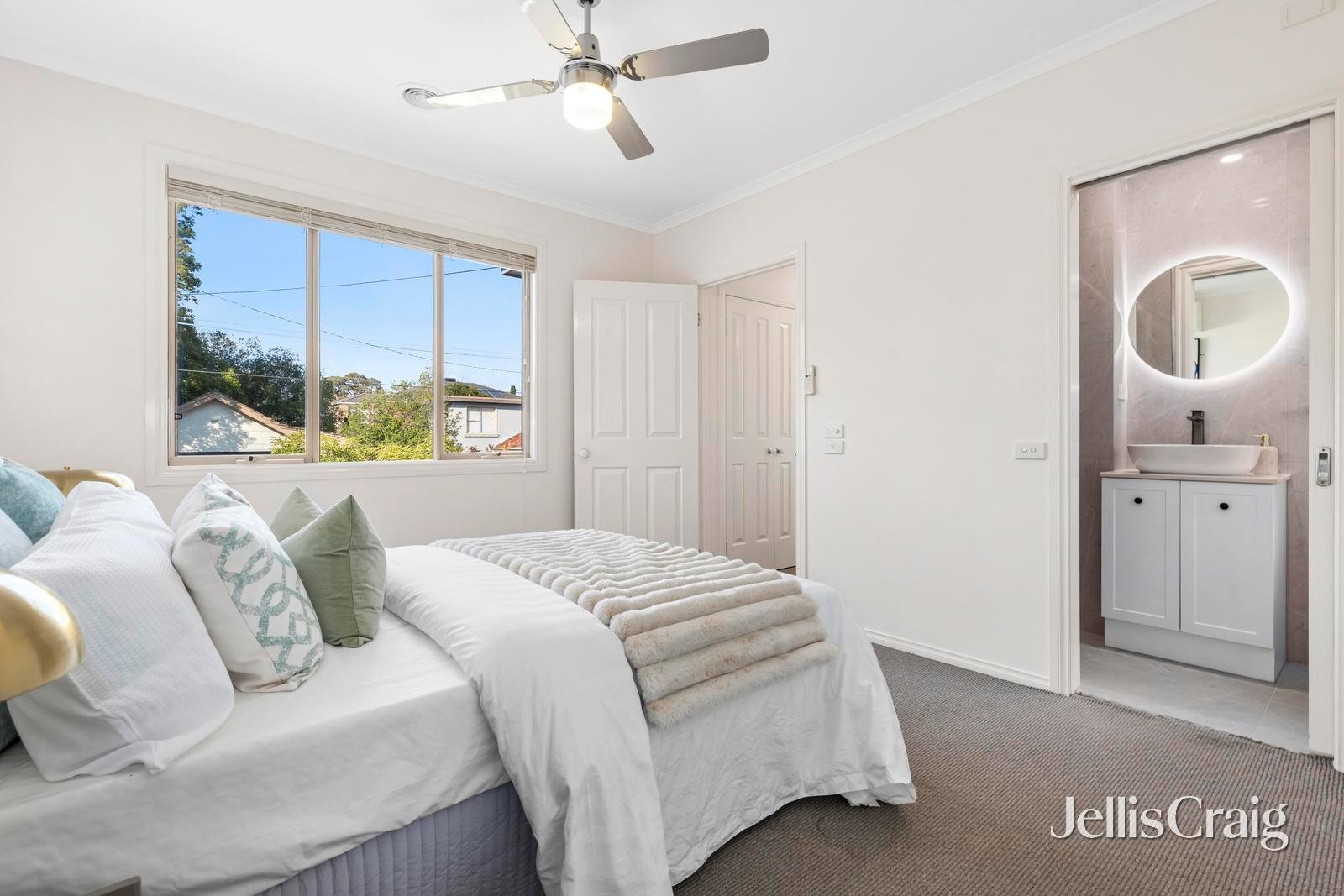 19 Roland Street, Mount&nbsp;Waverley image 8