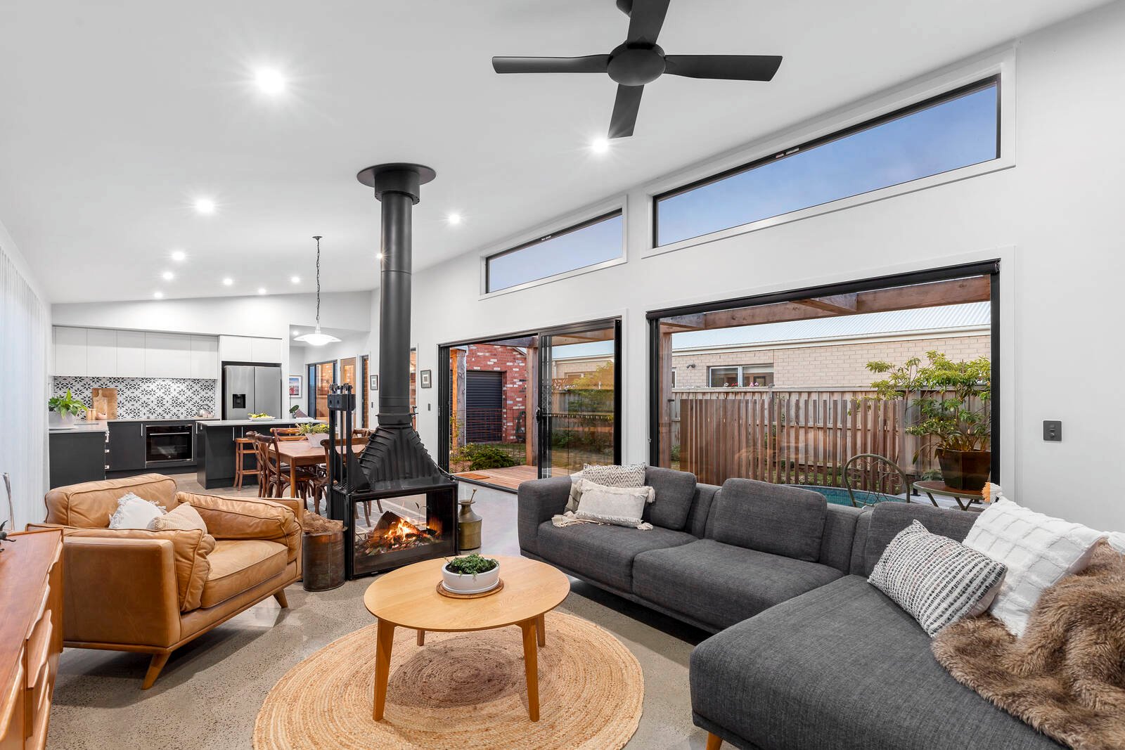 Property Gallery Thumbnail 7