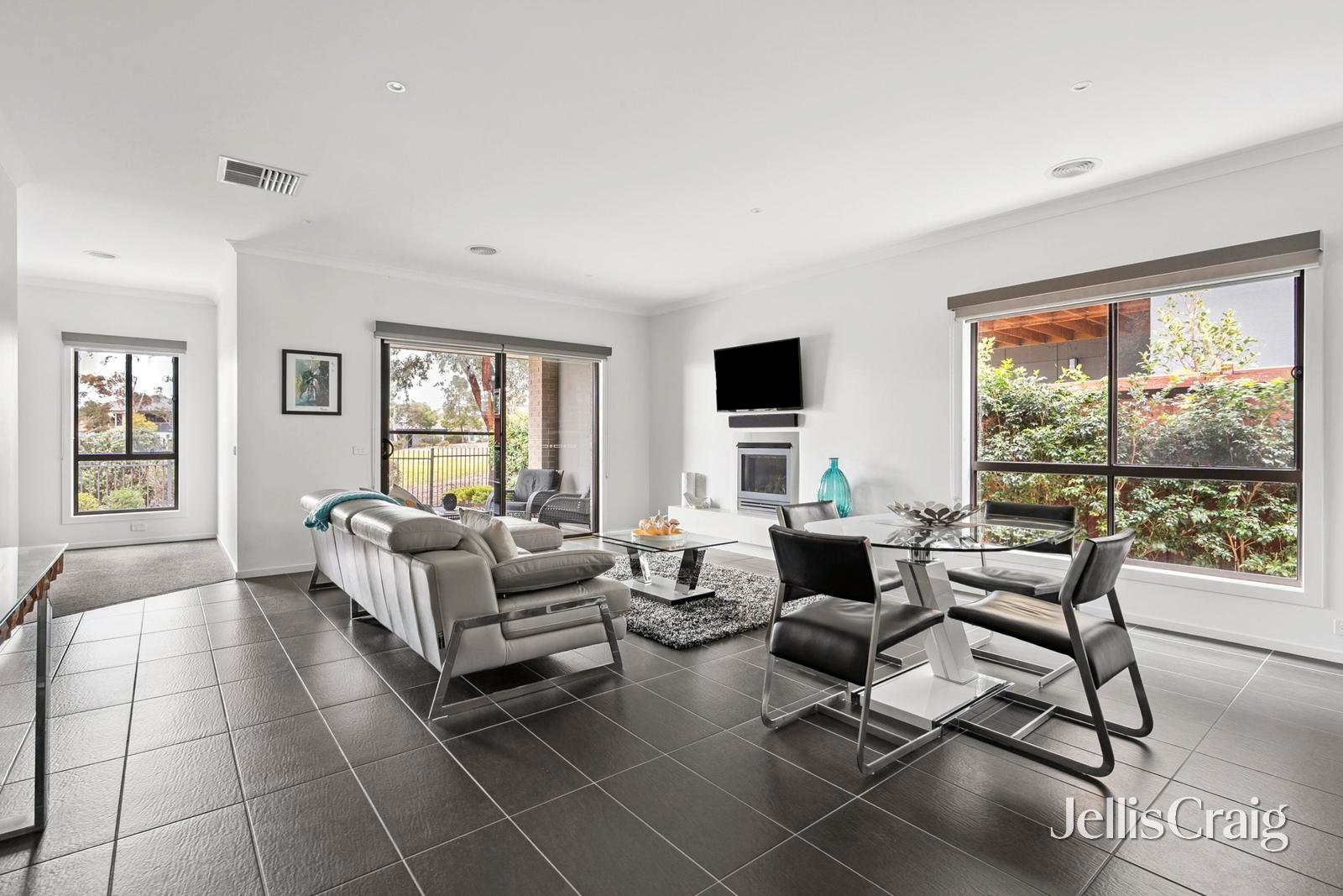 19 Sargood Street, North Geelong image 4