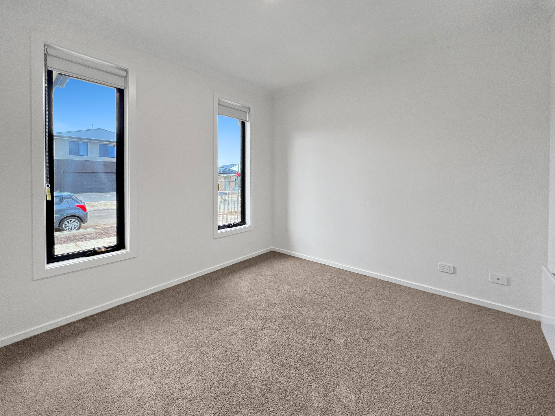19 Scoparia Street, Charlemont image 2