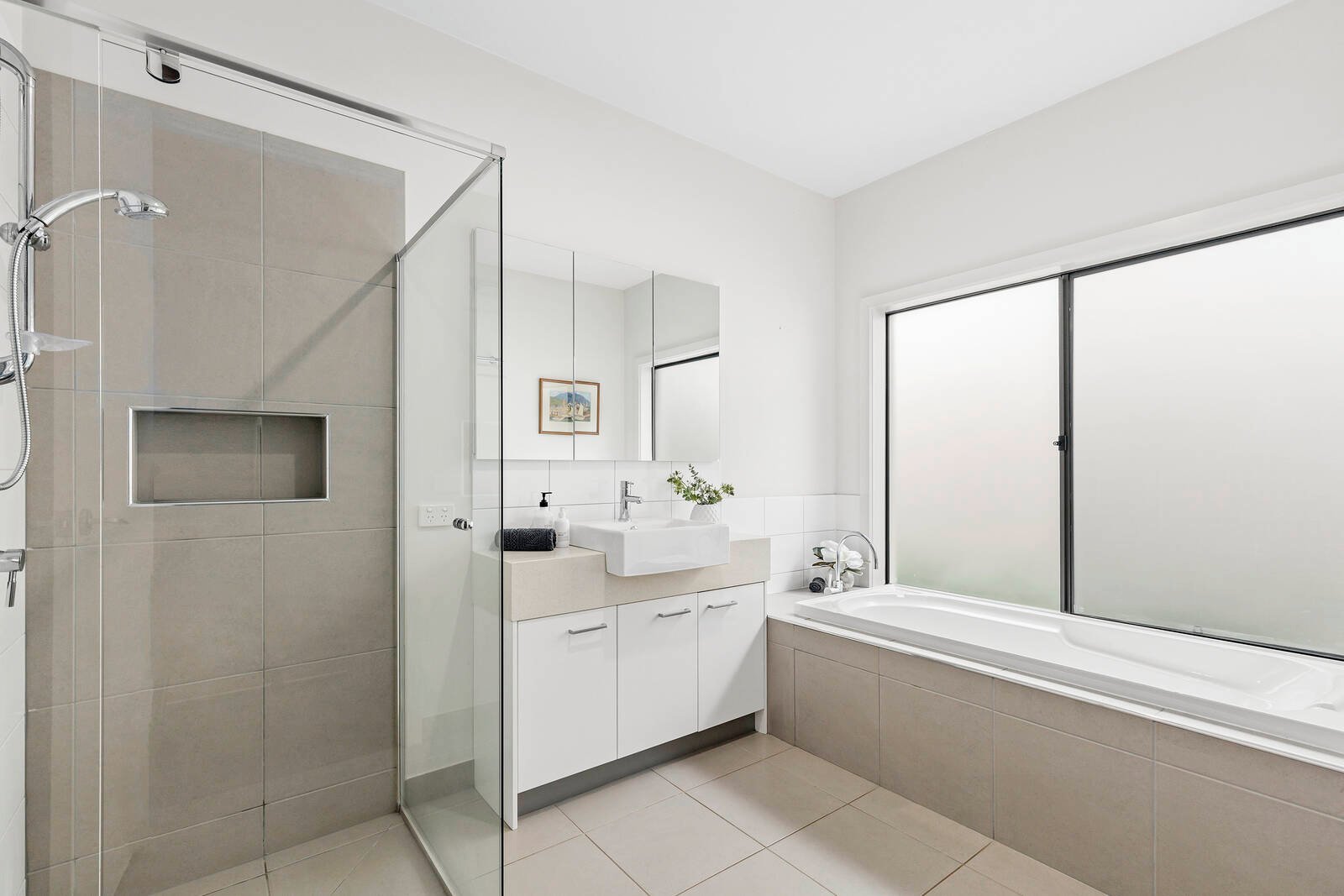 Property Gallery Thumbnail 12