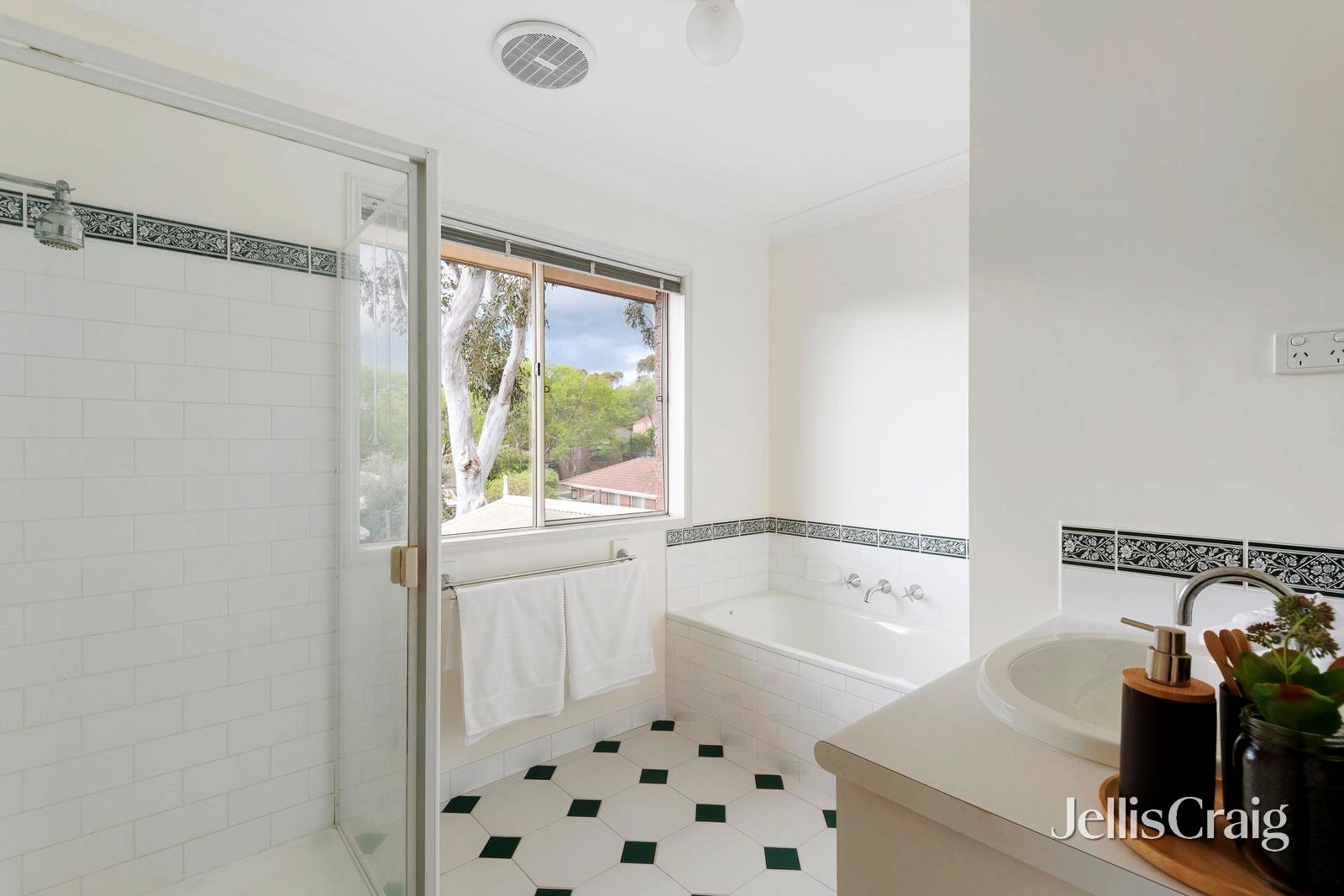 19 Smike Street, Yallambie image 20