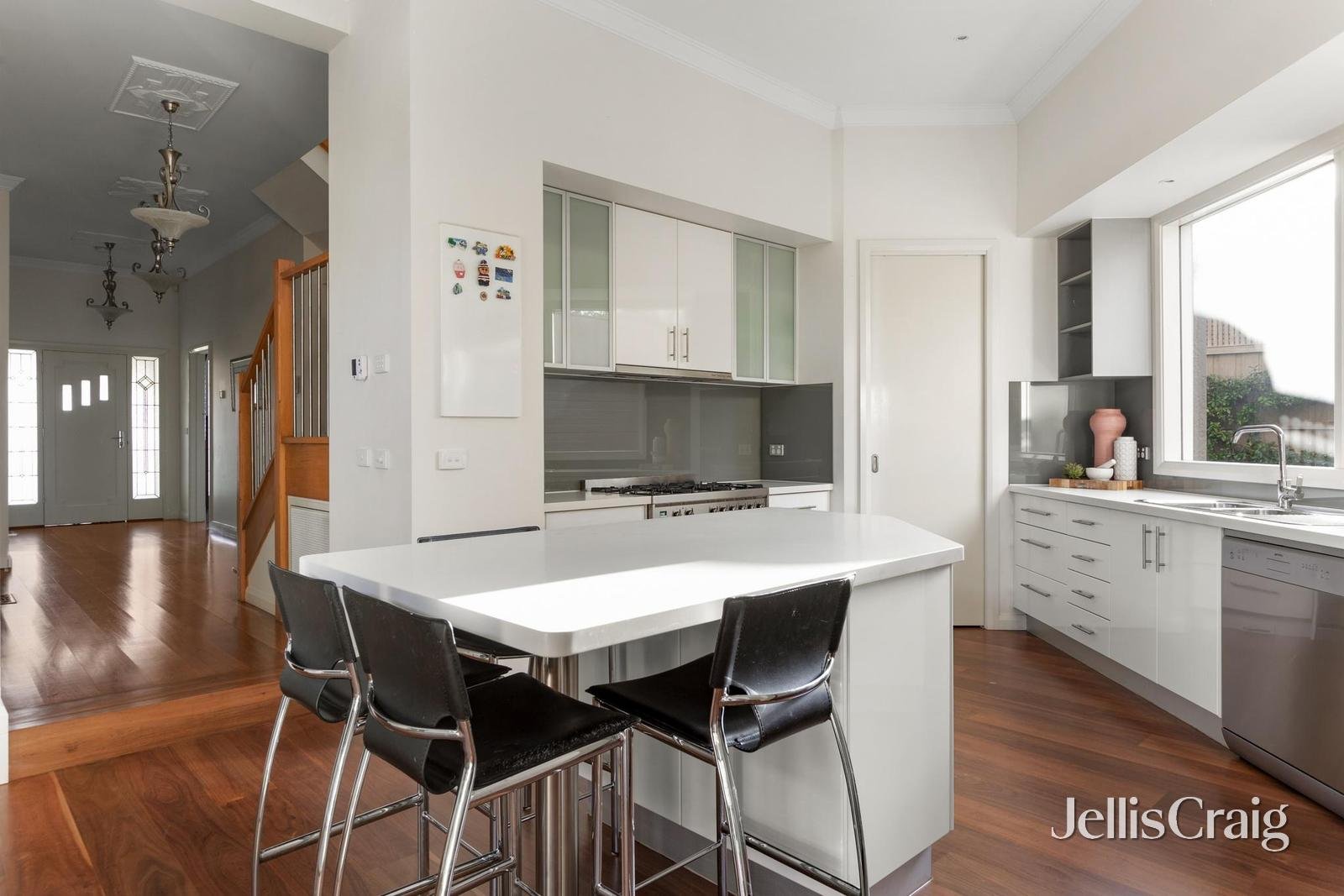 19 Smith Road, Camberwell image 7