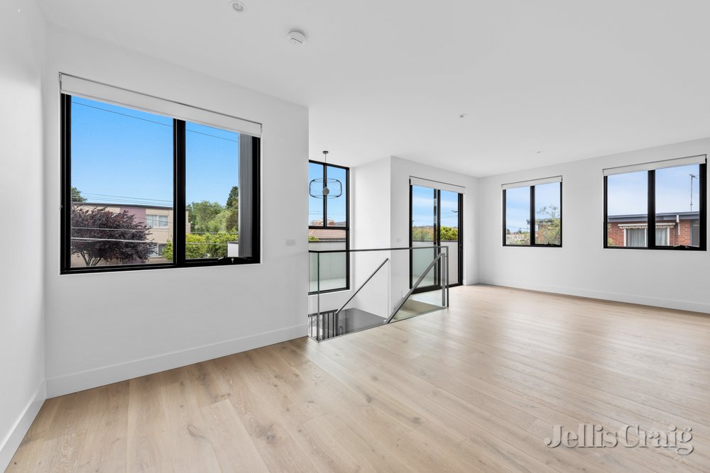 1/9 Smith Street, Thornbury image 4