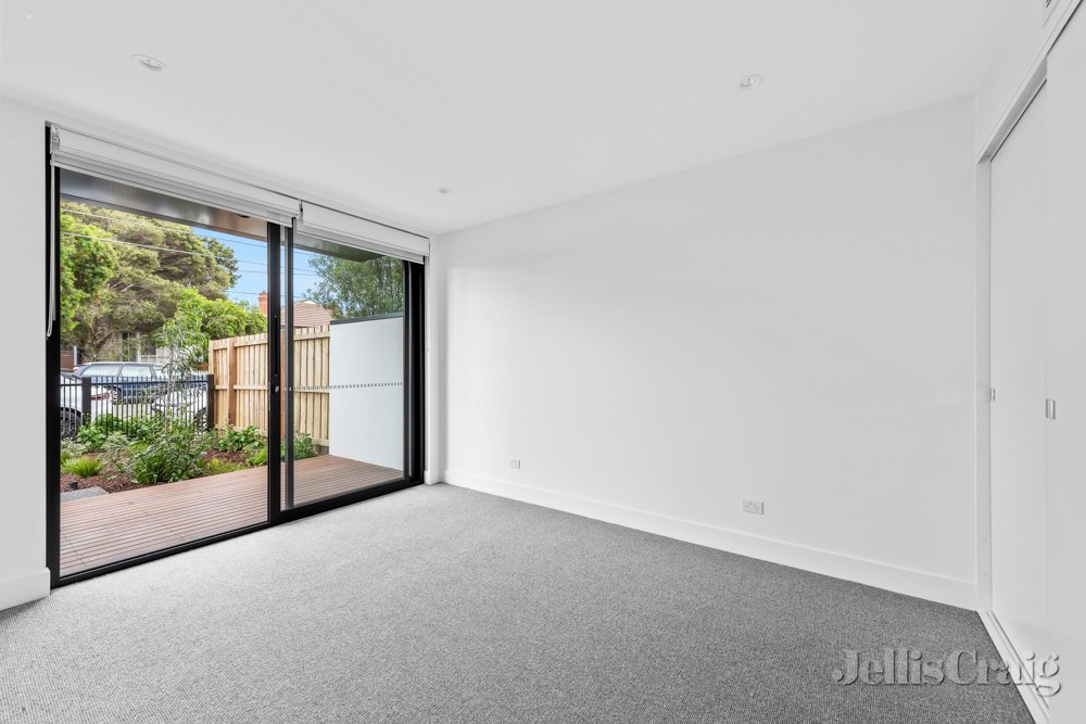 1/9 Smith Street, Thornbury image 6