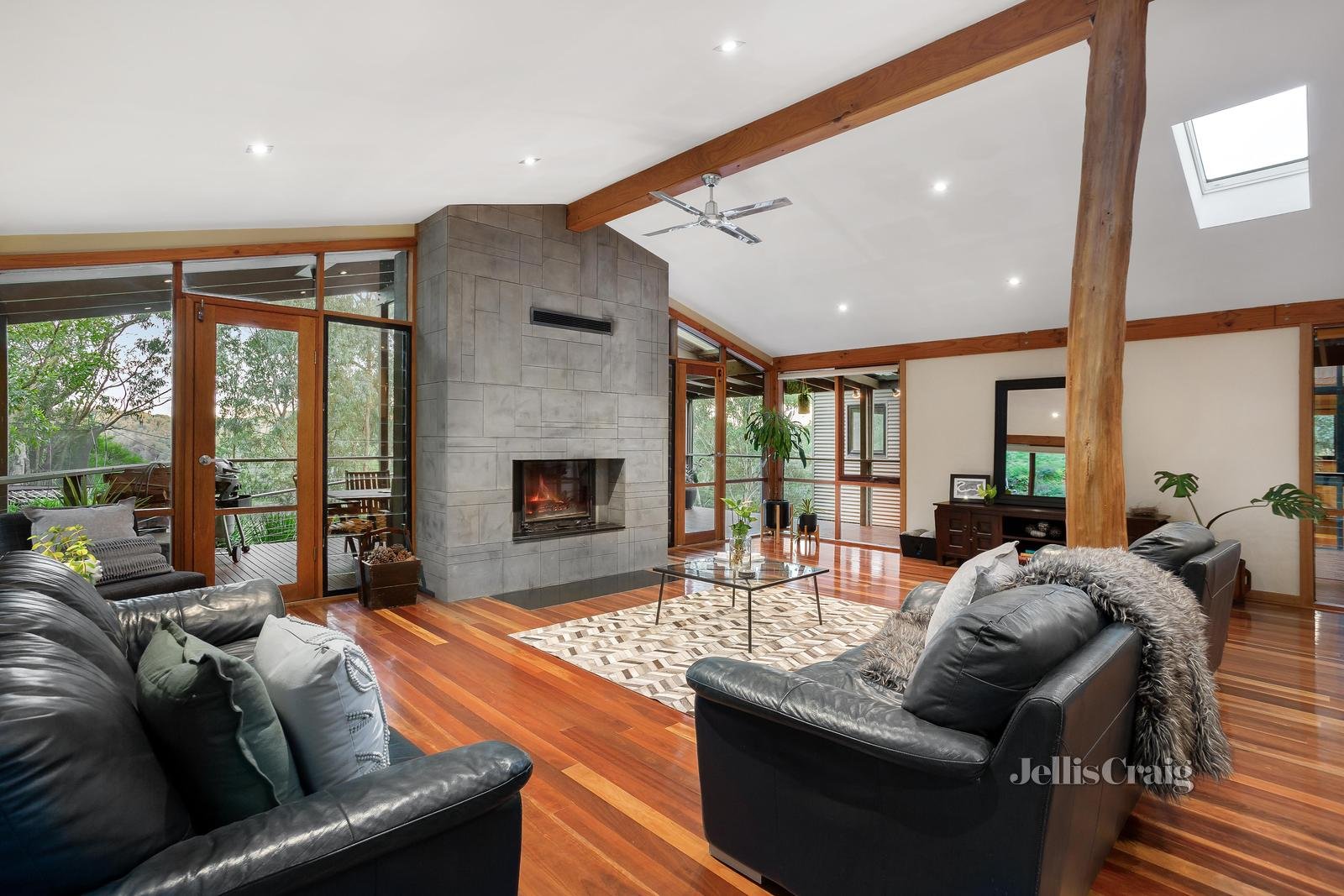 19 Somers Road, North Warrandyte image 2