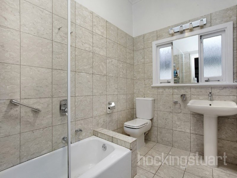 19 Spruzen Avenue, Kew East image 6
