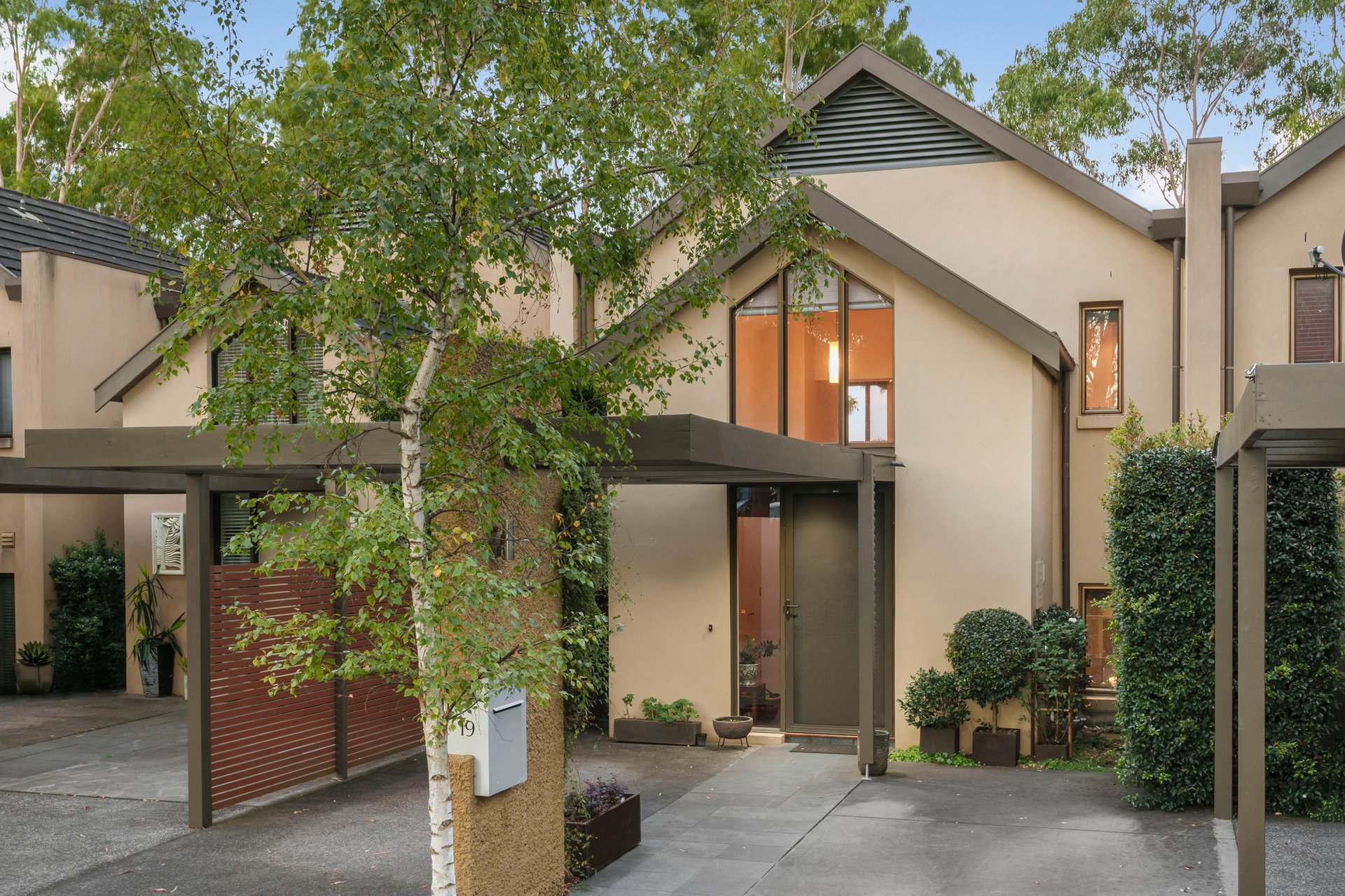 Property Gallery - Main Image