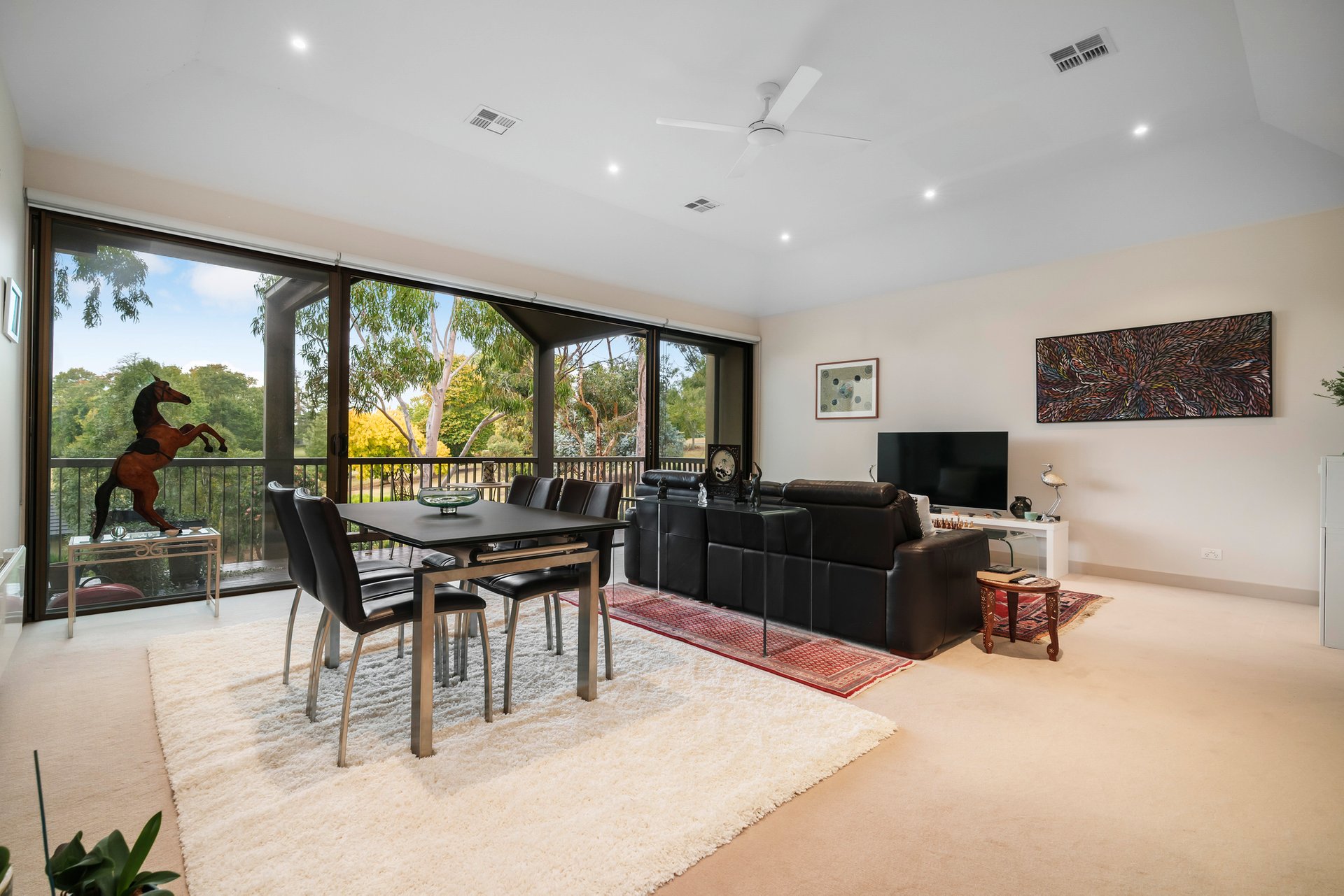 Property Gallery Thumbnail 4