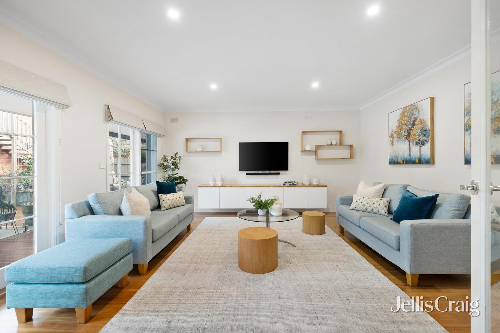 19 St James Avenue, Mont Albert image 6