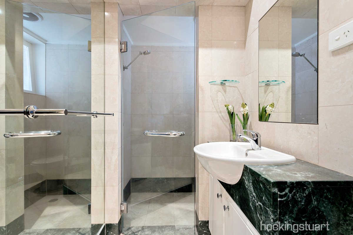19 Studley Avenue, Kew image 8