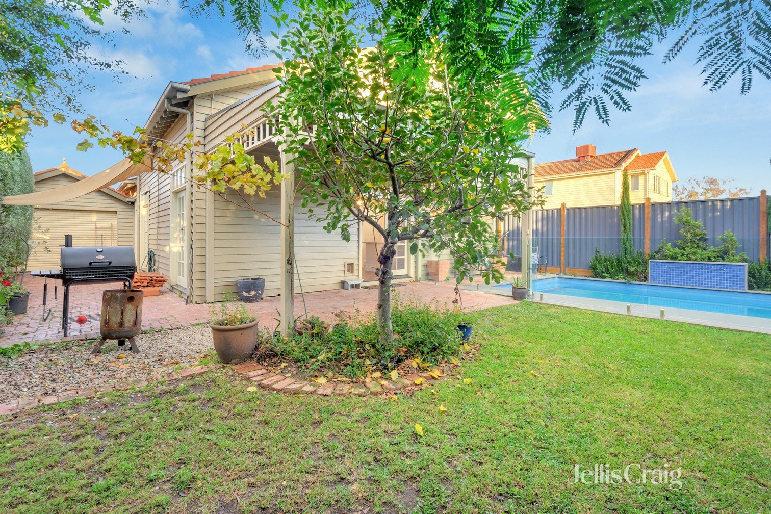 19 Suffolk Avenue, Coburg image 13
