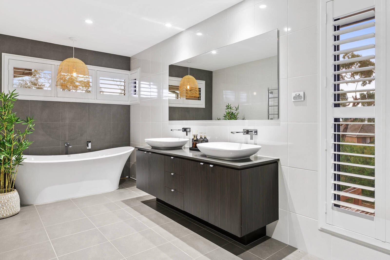 Property Gallery Thumbnail 9