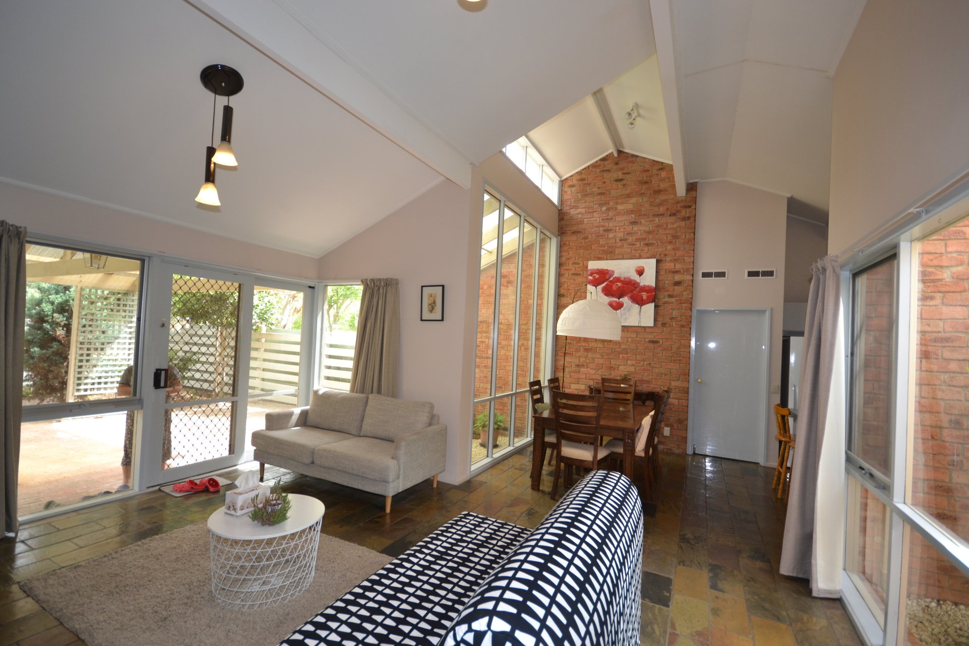 19 Summerhill Park Drive, Mooroolbark image 11