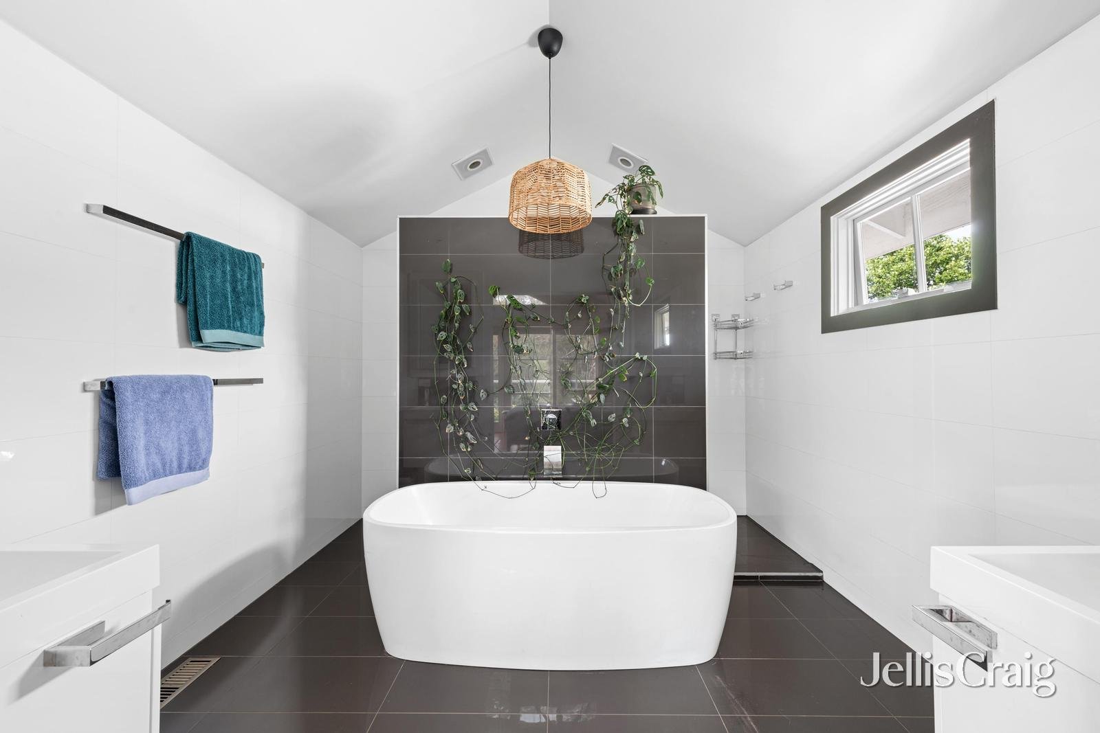 19 Sumner Avenue, Northcote image 13