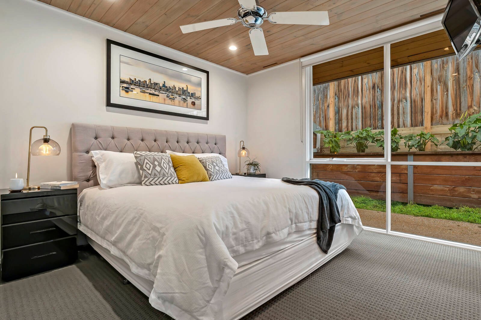 Property Gallery Thumbnail 8