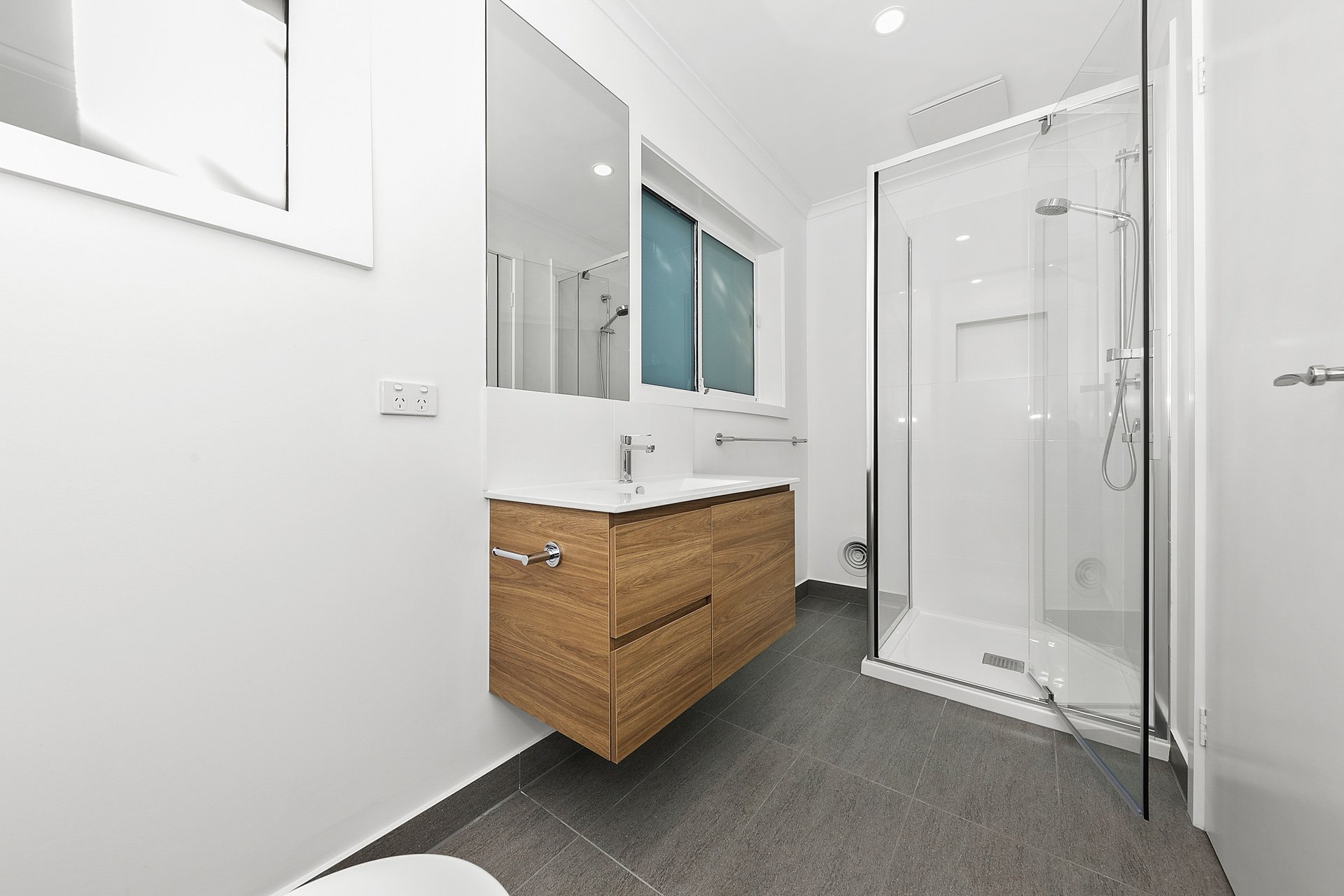 19 Susanne Avenue, Nunawading image 12