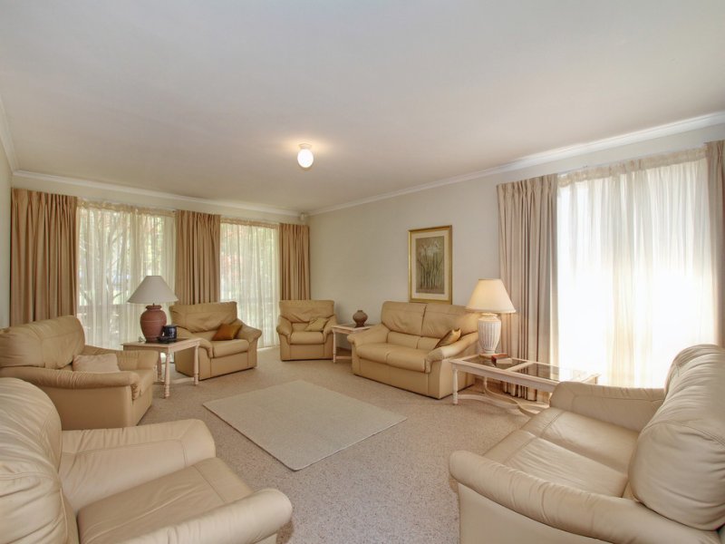 19 Tadji Close, Croydon North image 2