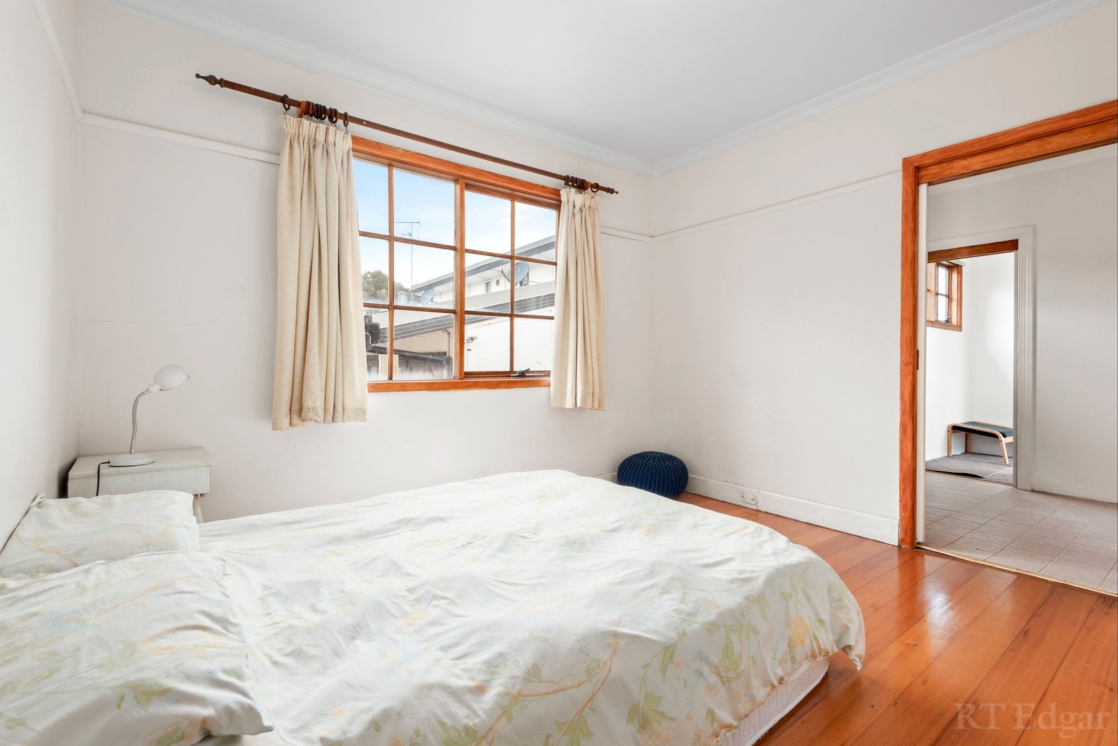 Property Gallery Thumbnail 12