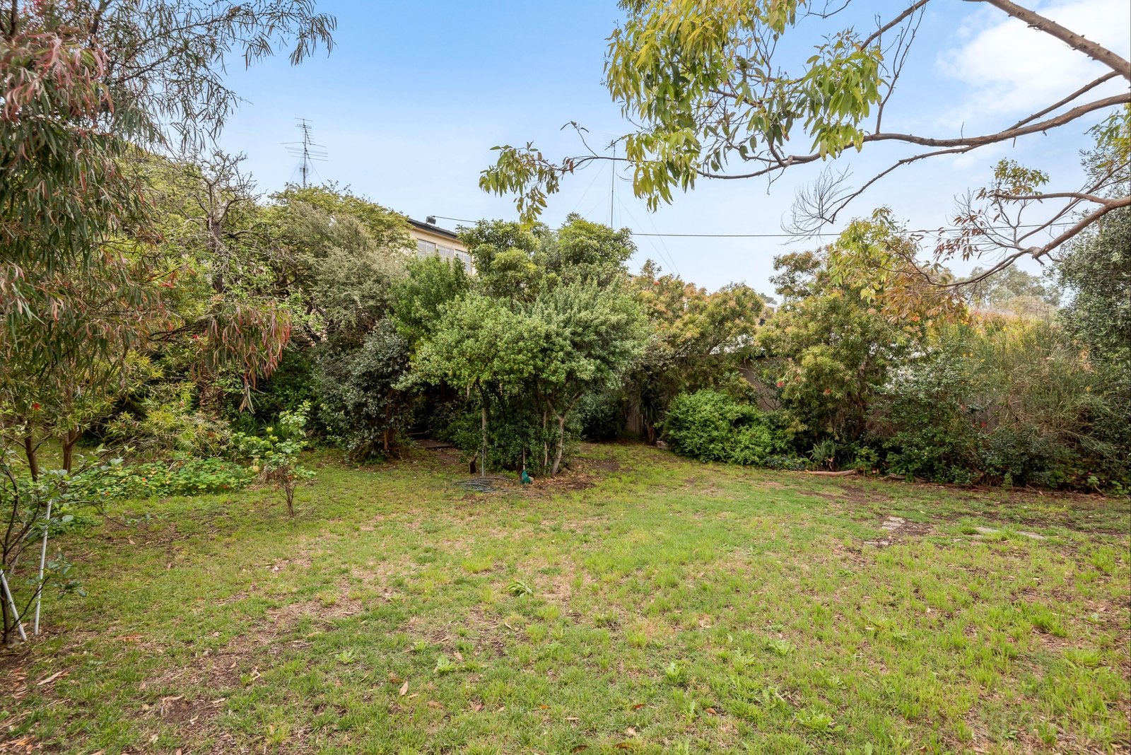 Property Gallery Thumbnail 18