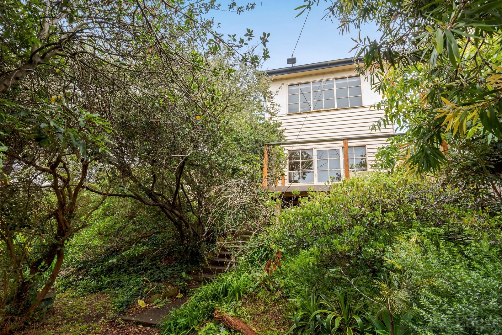 Property Gallery Thumbnail 19