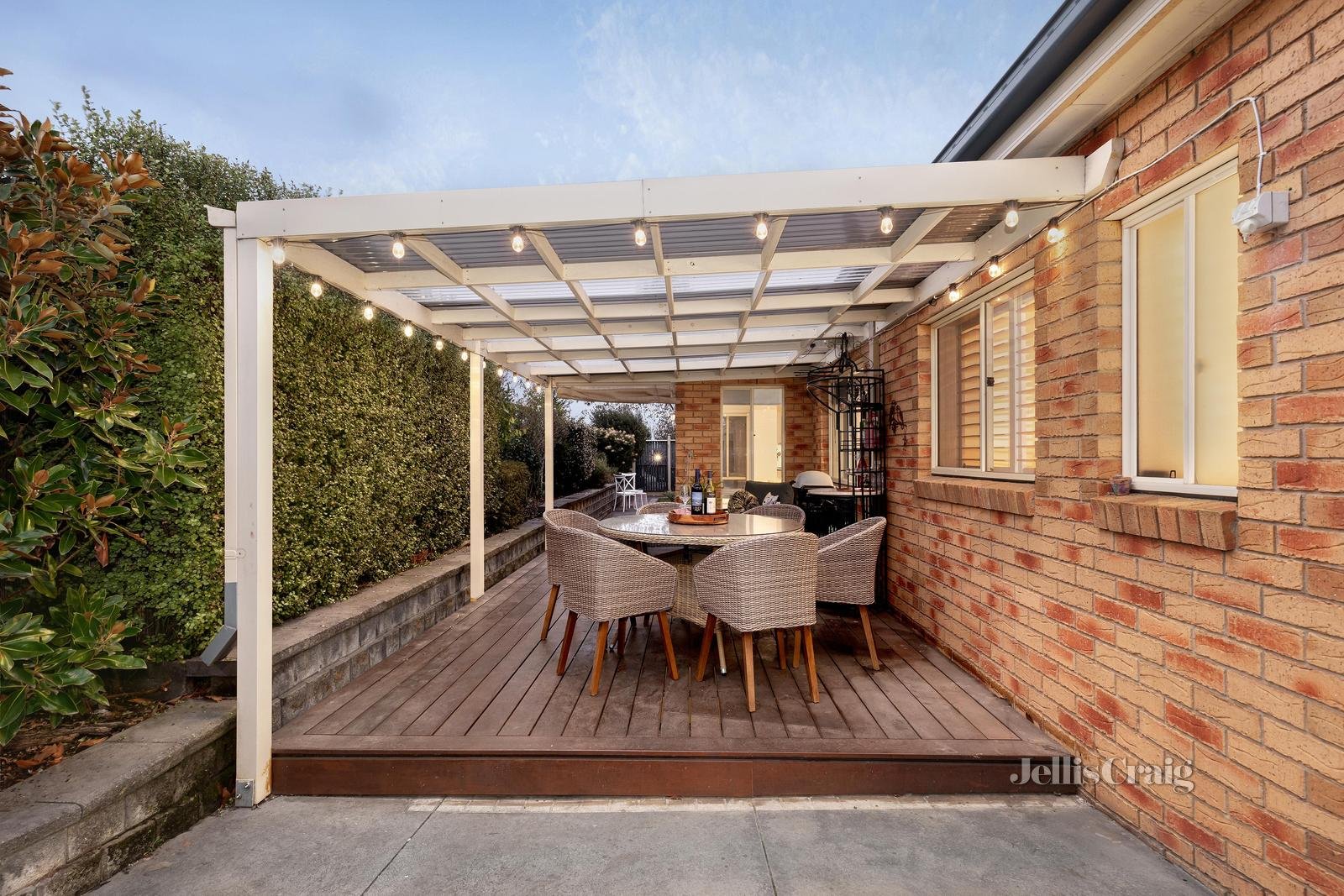19 Thoroughbred Boulevard, Doreen image 19