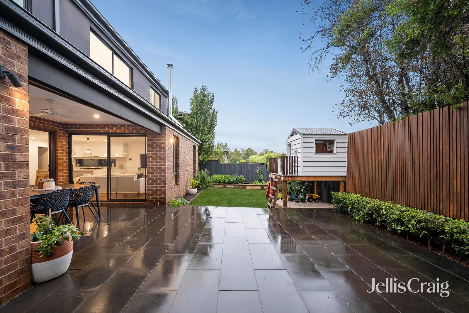 19 Tiverton Circuit, Mooroolbark image 14