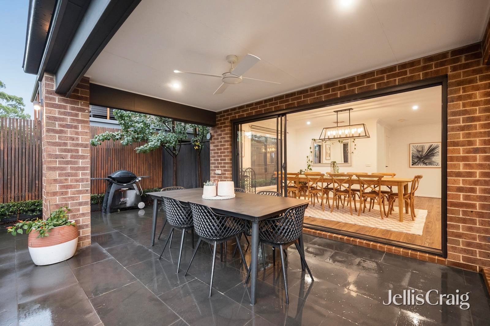 19 Tiverton Circuit, Mooroolbark image 15